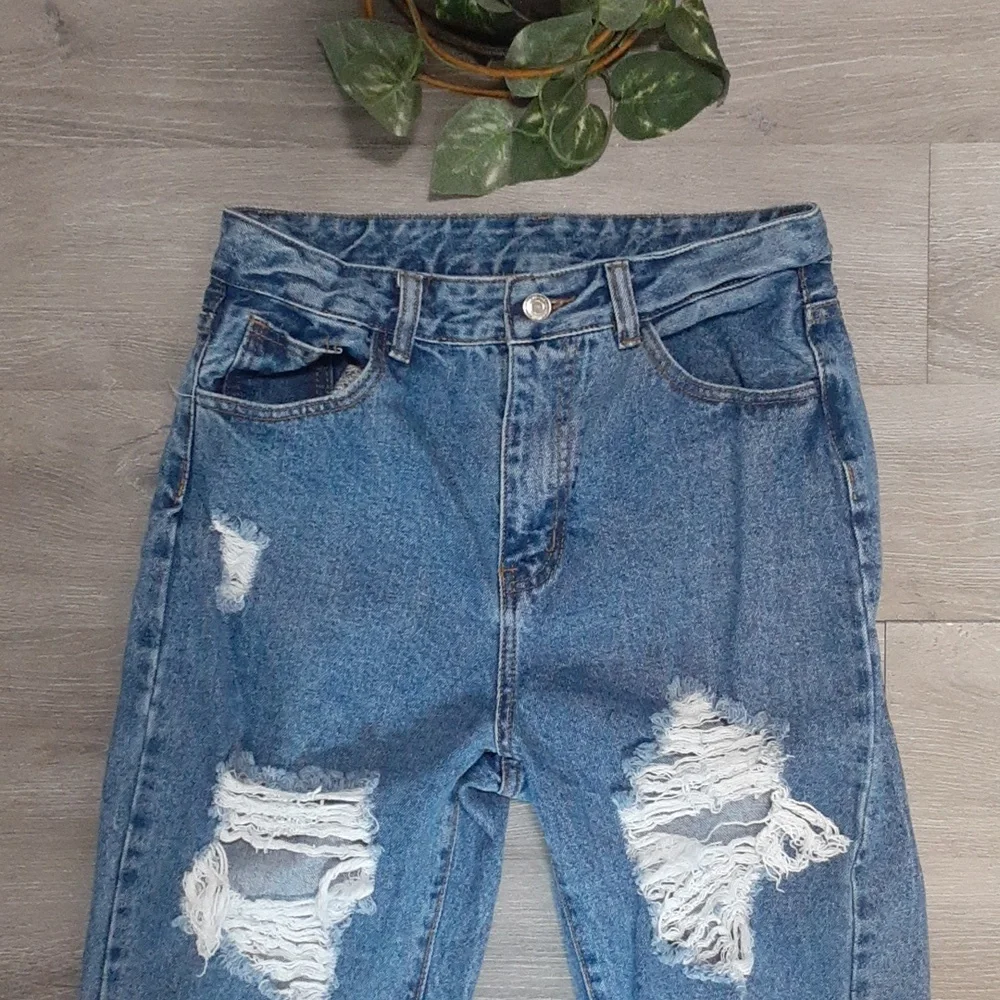 SHEIN distressed jeans